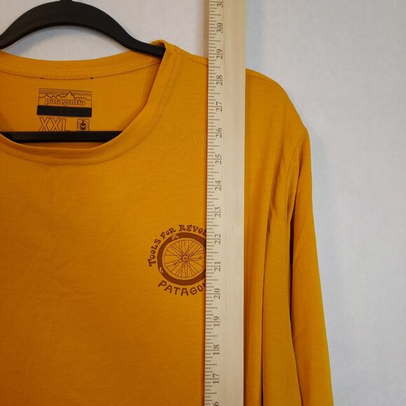 Patagonia Men's XXL Performance Crew Long Sleeve Tee "Tools For Revolution" Bike - Picture 12 of 14